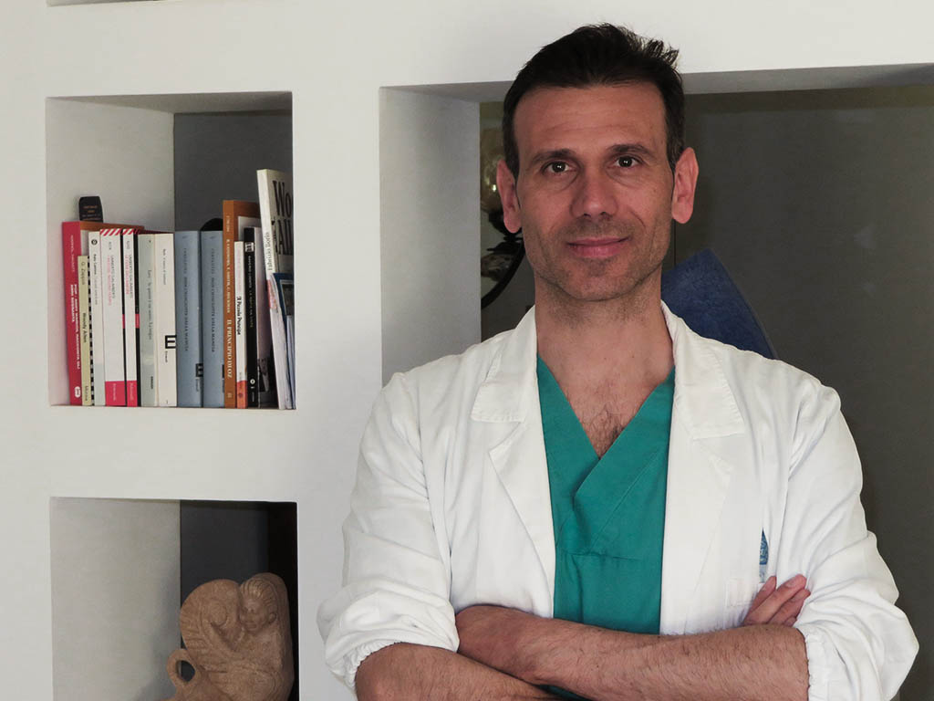 Dr-Saverio-Fania-Specialista-in-Otorinolaringoiatria-e-Chirurgia-Estetica-del-volto-Chi-sono-v1